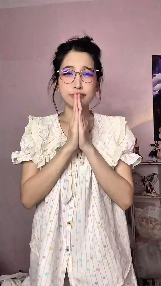 photo-1764171780980 photo-1764171780980