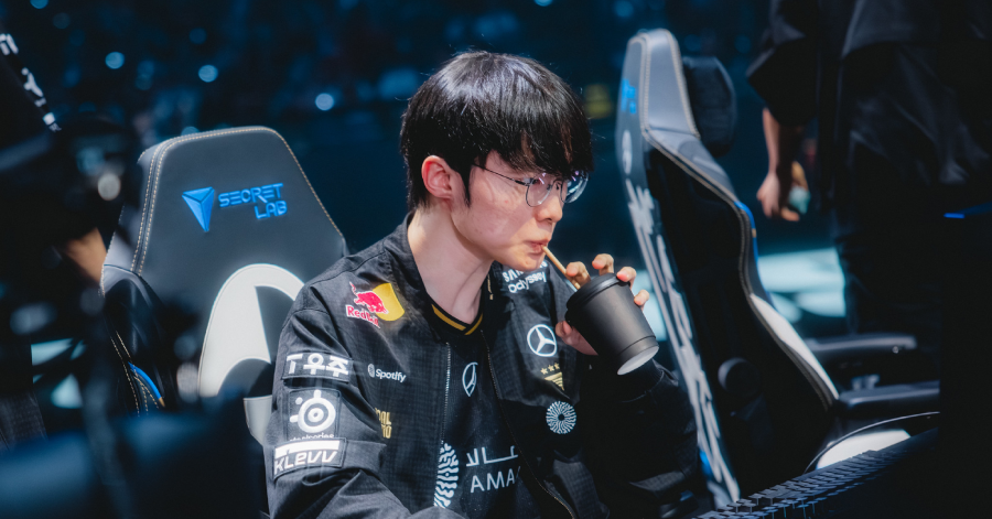 Faker Lập Kỷ Lục CKTG 2025: 14 Tướng, Khó Ai Sánh Bằng