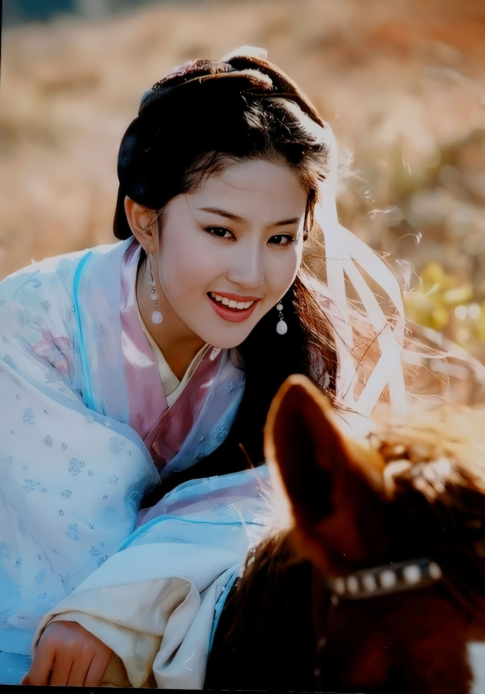 Thay đổi của Kim Dung với đoạn kết Thiên Long Bát Bộ không chỉ hợp ý khán giả mà còn có ý nghĩa sâu sắc- Ảnh 4. Thay đổi của Kim Dung với đoạn kết Thiên Long Bát Bộ không chỉ hợp ý khán giả mà còn có ý nghĩa sâu sắc- Ảnh 4.