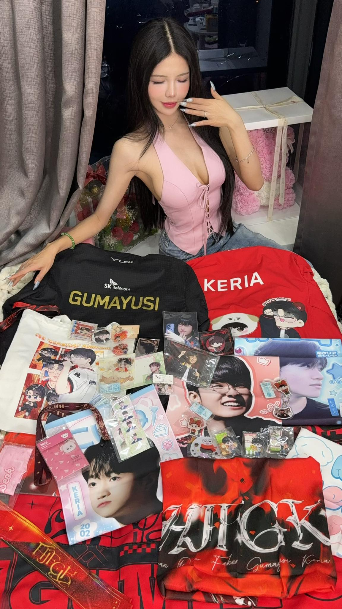 photo-1762570345849 photo-1762570345849