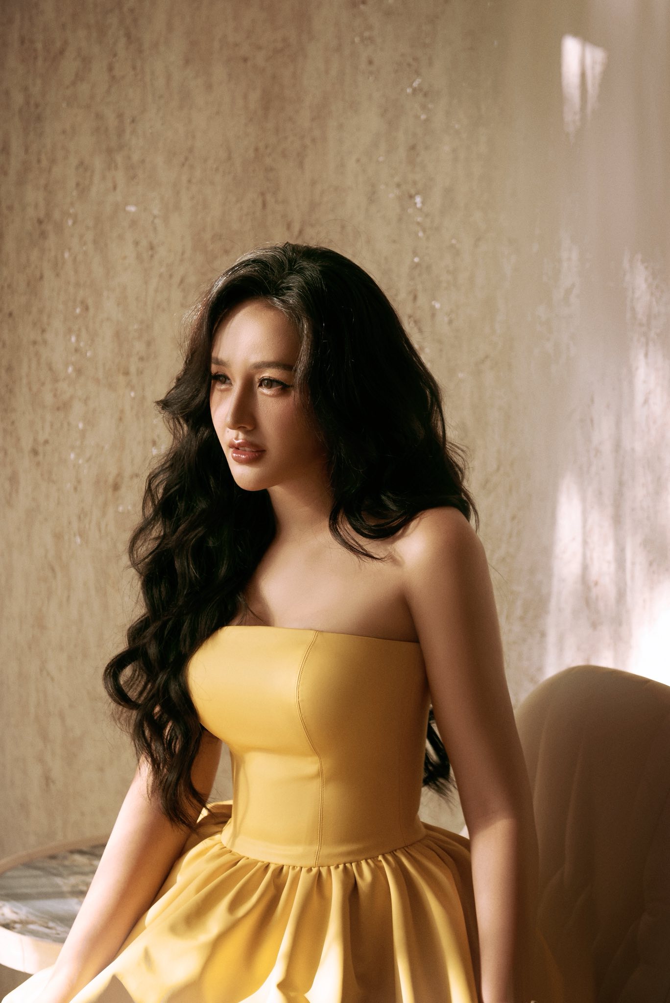 Mai Phương Thuý cực quyến rũ trên sân tennis, trong tủ đồ lượng outfit tennis nhiều hơn quần áo mặc hàng ngày- Ảnh 24. Mai Phương Thuý cực quyến rũ trên sân tennis, trong tủ đồ lượng outfit tennis nhiều hơn quần áo mặc hàng ngày- Ảnh 24.