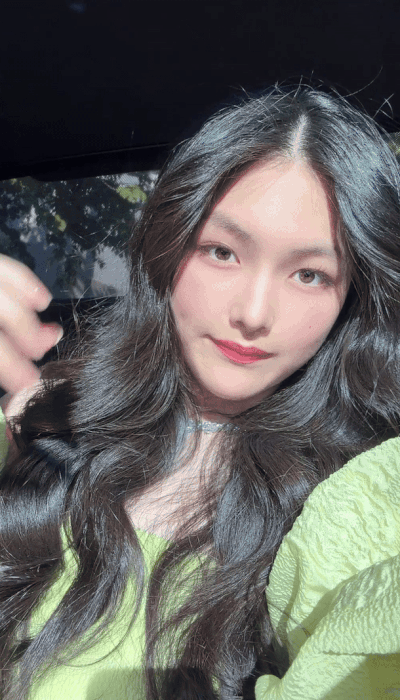 Sao nhí Bố ơi mình đi đâu thế 16 tuổi đã có Rolls-Royce riêng, vi vu bằng Maybach 56 tỷ- Ảnh 1.