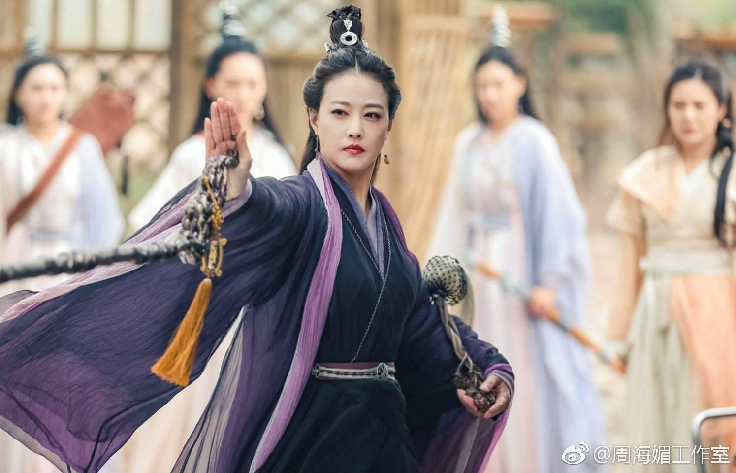 4 sư phụ tệ hại của vũ trụ Kim Dung khiến đệ tử thân bại danh liệt- Ảnh 3. 4 sư phụ tệ hại của vũ trụ Kim Dung khiến đệ tử thân bại danh liệt- Ảnh 3.