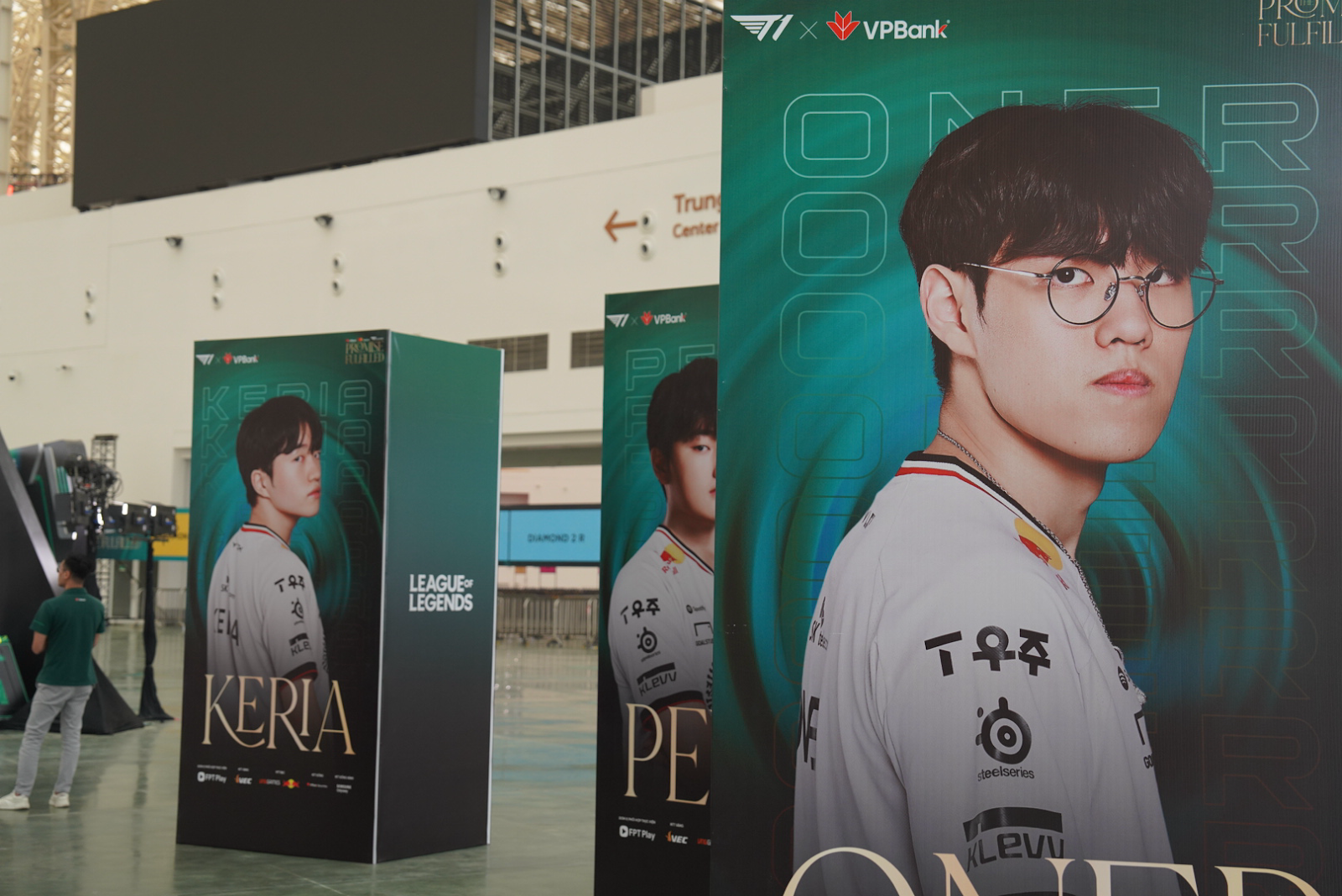 Choáng ngợp sân khấu đại tiệc eSports VPBank Presents T1 in Vietnam: The Promise Fulfilled- Ảnh 7.