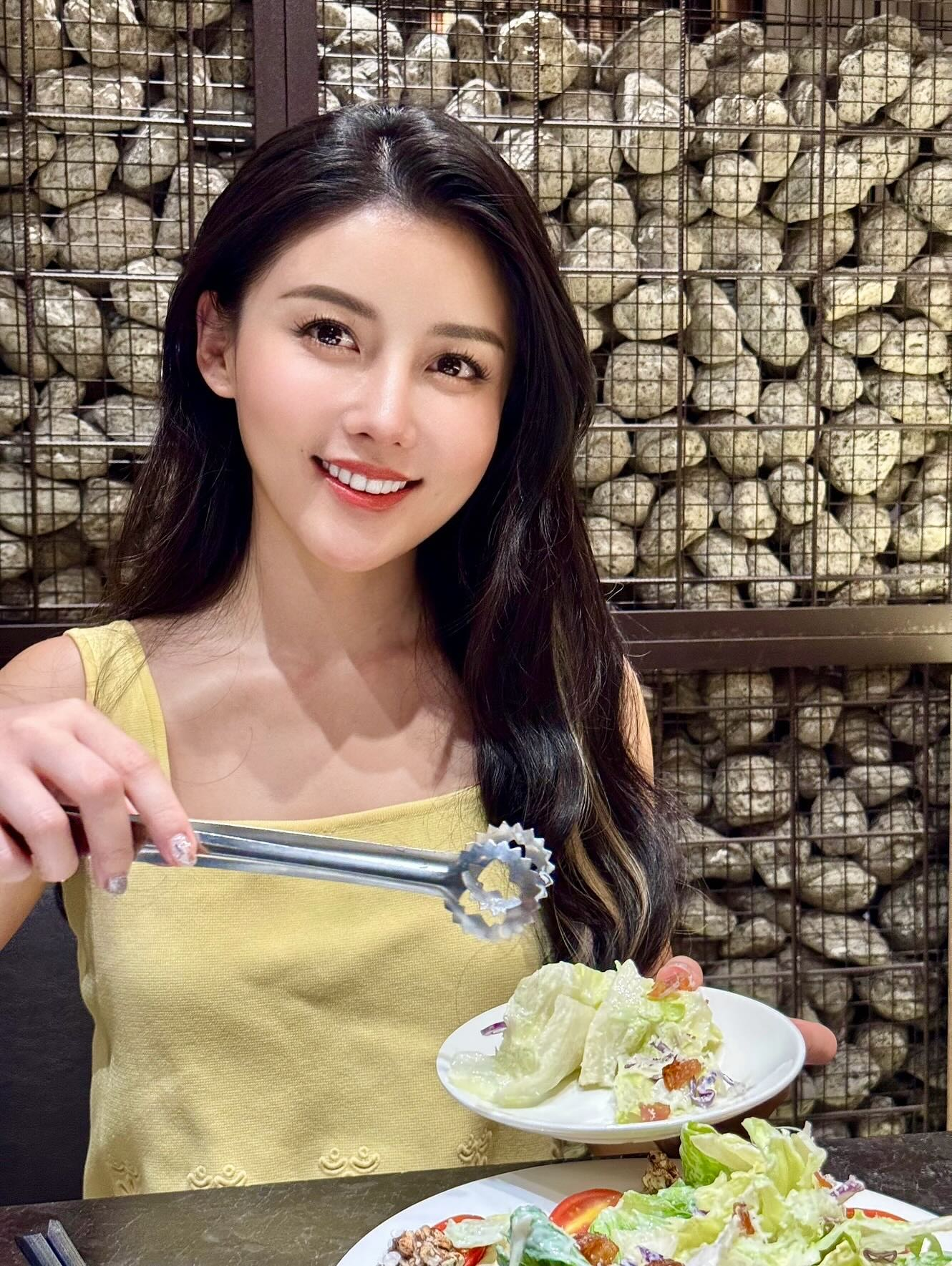 photo-1766388762296 photo-1766388762296