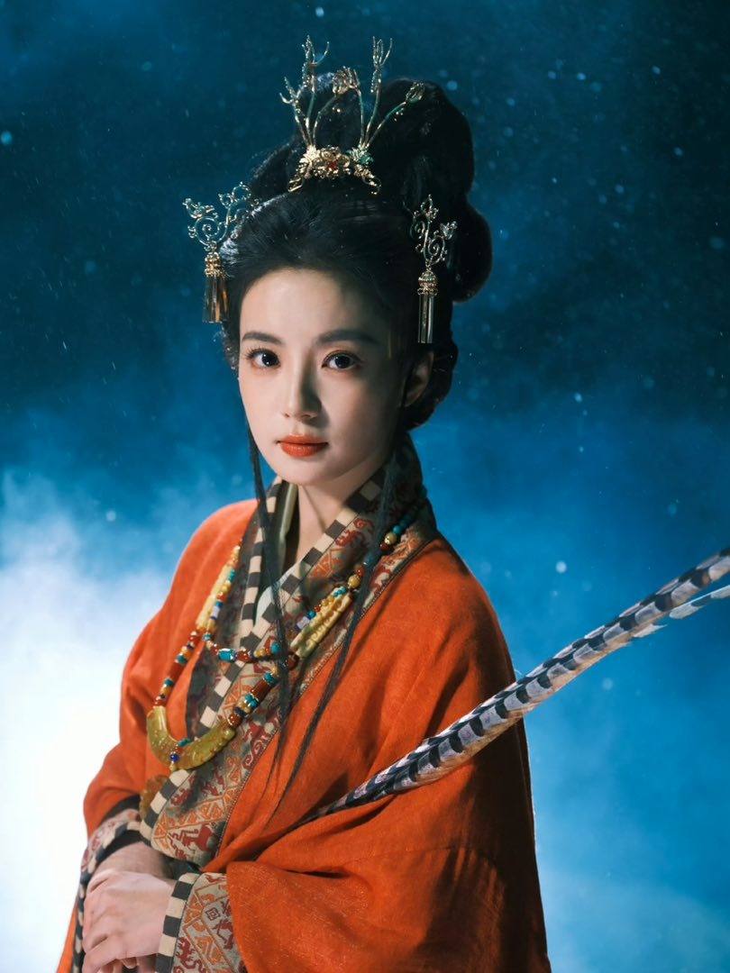 Lần đầu có mỹ nhân “mặt như mâm bạc” lại được khen nức nở: Visual tuyệt tác hội họa, không thể đẹp hơn được nữa- Ảnh 5. Lần đầu có mỹ nhân “mặt như mâm bạc” lại được khen nức nở: Visual tuyệt tác hội họa, không thể đẹp hơn được nữa- Ảnh 5.