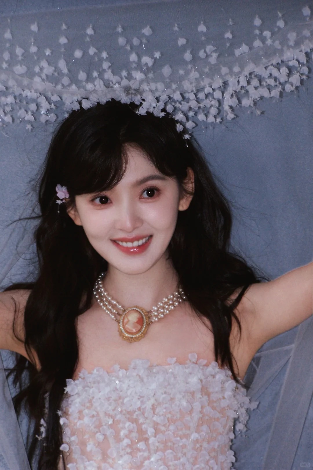 Cô gái khiến 10 triệu người say đắm nay tàn tạ vì ép cân, chỉ mặc vừa quần áo trẻ con 12 tuổi- Ảnh 1.