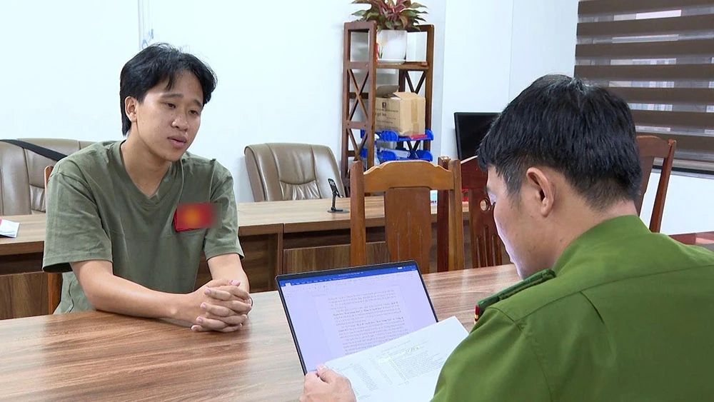 Hàng loạt doanh nhân bị bắt, 2 "chiến thần" lãnh án tù và những idol mạng vướng vòng lao lý năm 2025- Ảnh 10.