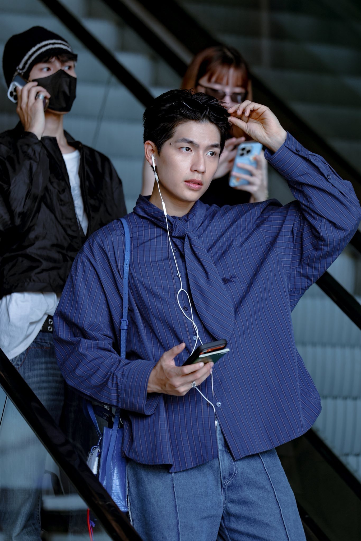 Tóm tắt trend 2025: Dùng Google Maps trở về quá khứ, book trạm tỷ chụp lén, cuối năm "vừa chạy deadline vừa khóc"- Ảnh 15.