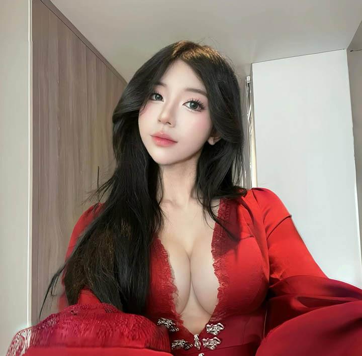 Theo đuổi phong cách “thần tiên tỷ tỷ”, hot girl vẫn khoe dáng bốc lửa khiến fan u mê- Ảnh 8. Theo đuổi phong cách “thần tiên tỷ tỷ”, hot girl vẫn khoe dáng bốc lửa khiến fan u mê- Ảnh 8.