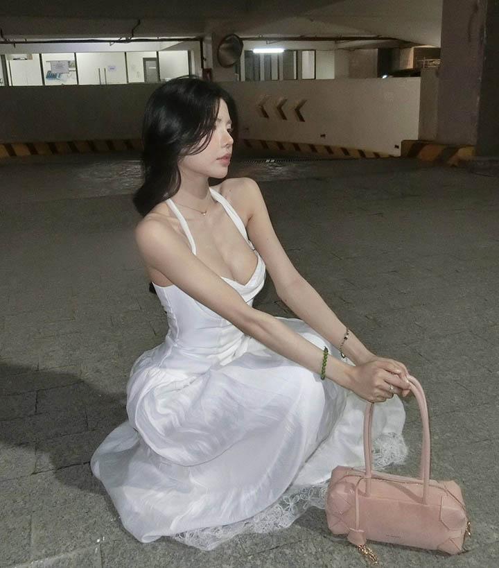 Mai Dora khoe ảnh kèm một cái tên, fan vừa đọc đã biết là “đồng đạo”- Ảnh 2.