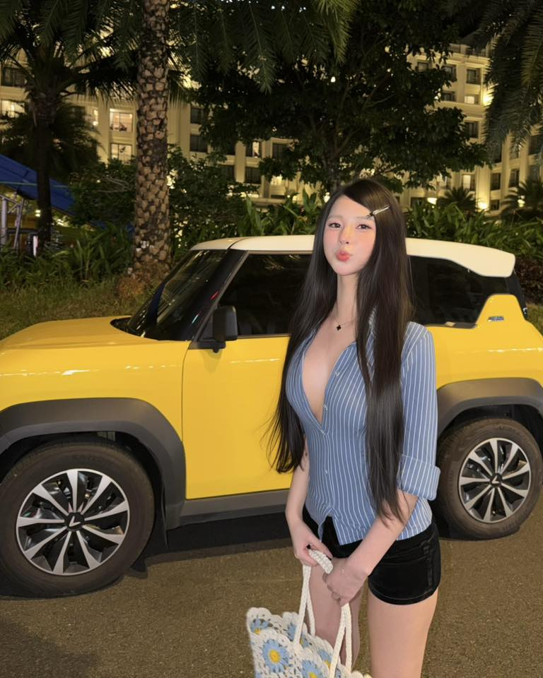 photo-1764747103171 photo-1764747103171