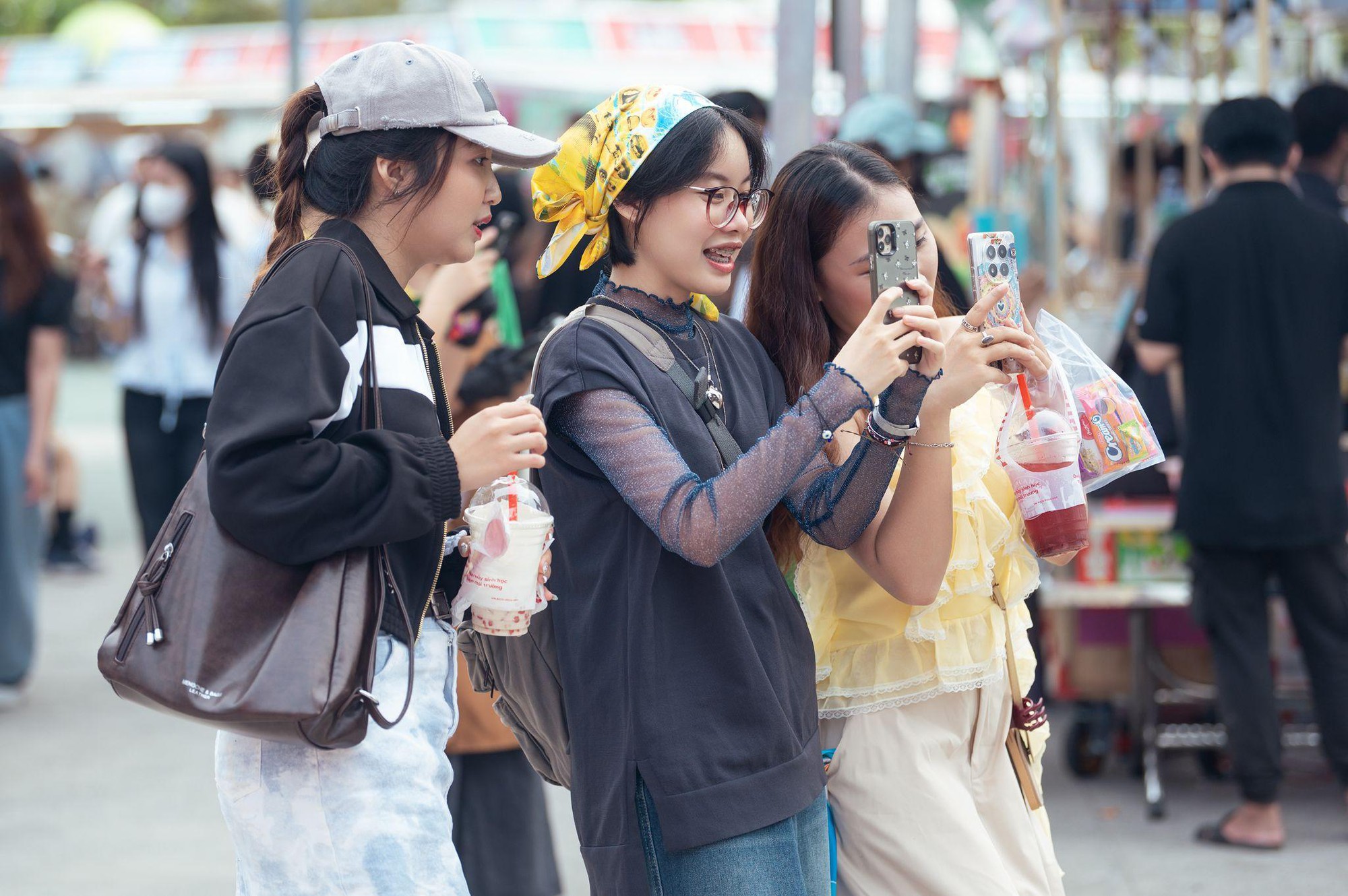 Countdown tại TP.HCM: Trải nghiệm trọn vẹn chỉ tìm thấy ở HOZO CITY TẾT FEST- Ảnh 1. Countdown tại TP.HCM: Trải nghiệm trọn vẹn chỉ tìm thấy ở HOZO CITY TẾT FEST- Ảnh 1.