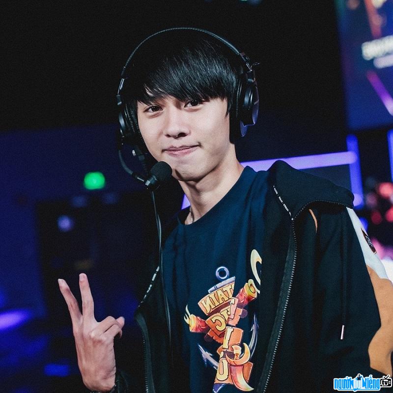 Hành trình làm nghề bền bỉ của Văn Tùng - BLV gây chú ý trên mạng xã hội hiện nay- Ảnh 3.