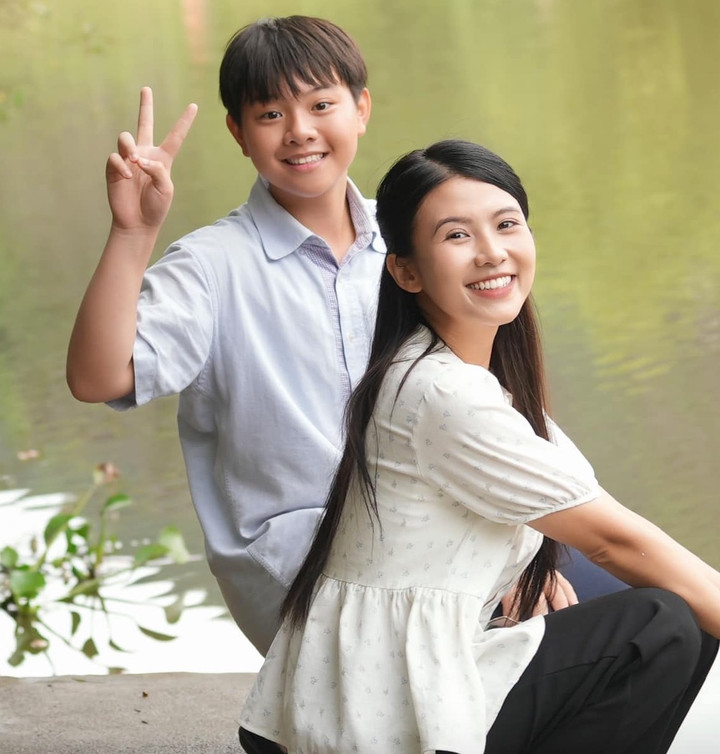 Vẻ ngọt ngào của diễn viên sinh năm 2001 đóng cùng lúc 2 phim giờ vàng VTV- Ảnh 5.