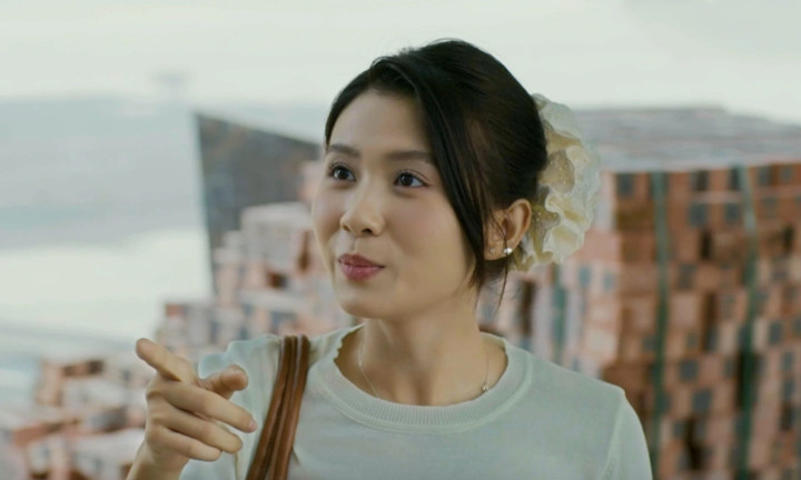 Vẻ ngọt ngào của diễn viên sinh năm 2001 đóng cùng lúc 2 phim giờ vàng VTV- Ảnh 2.