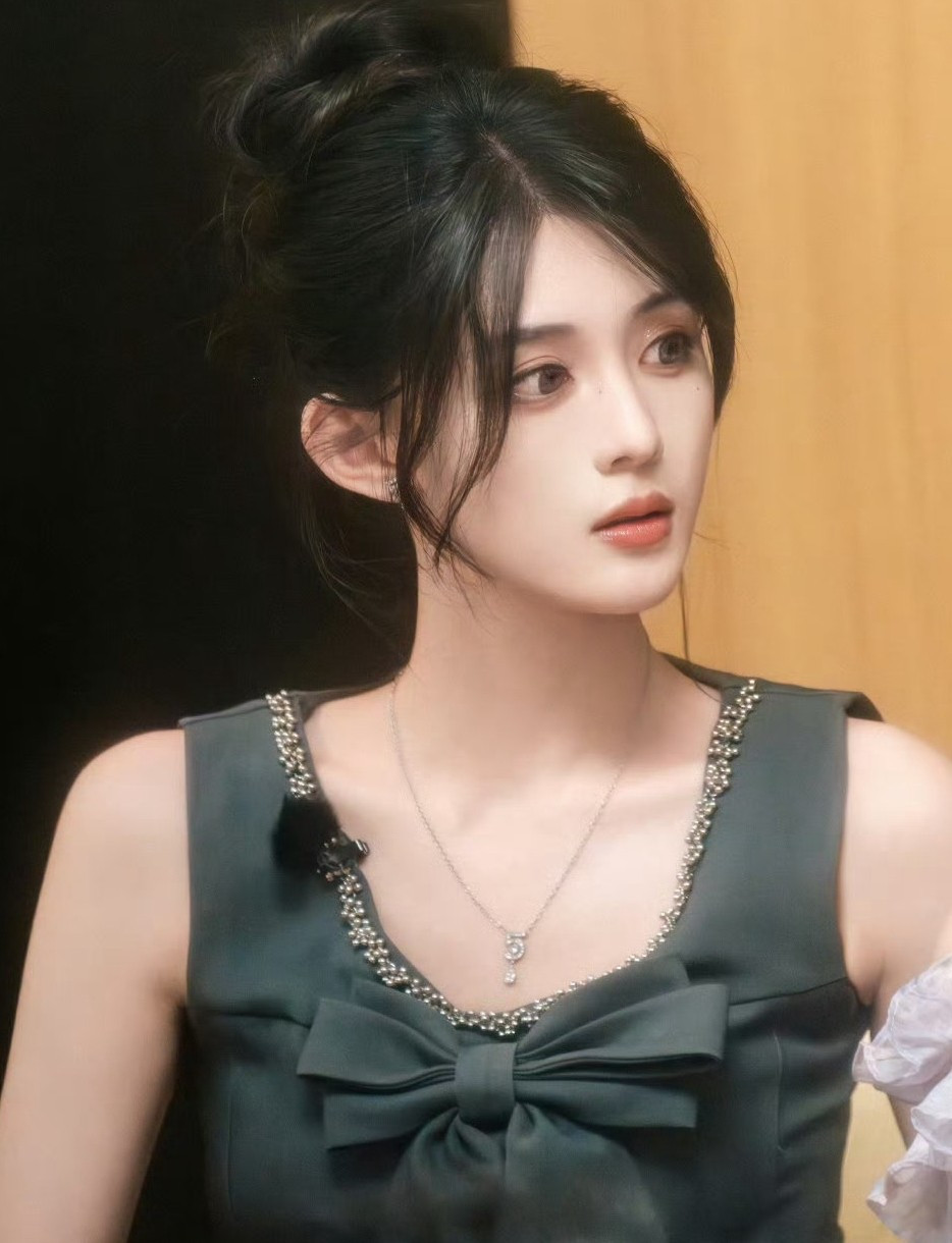 Tiểu Long Nữ 10X bị tẩy chay- Ảnh 1. Tiểu Long Nữ 10X bị tẩy chay- Ảnh 1.