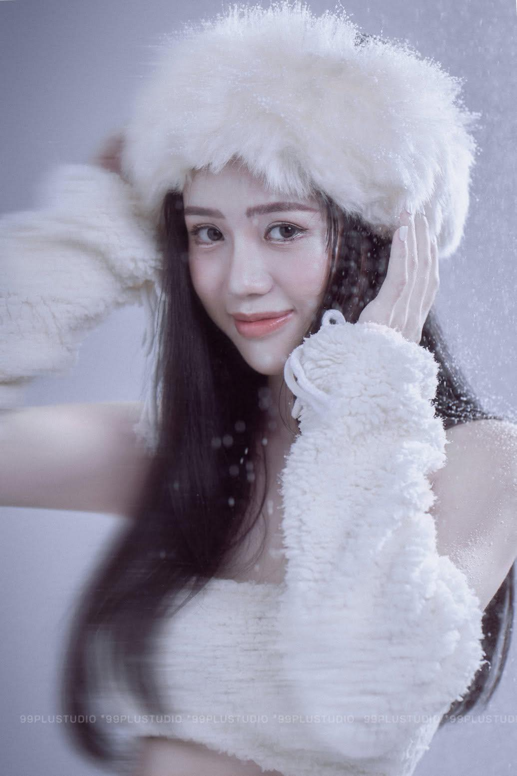 photo-1765266829298 photo-1765266829298