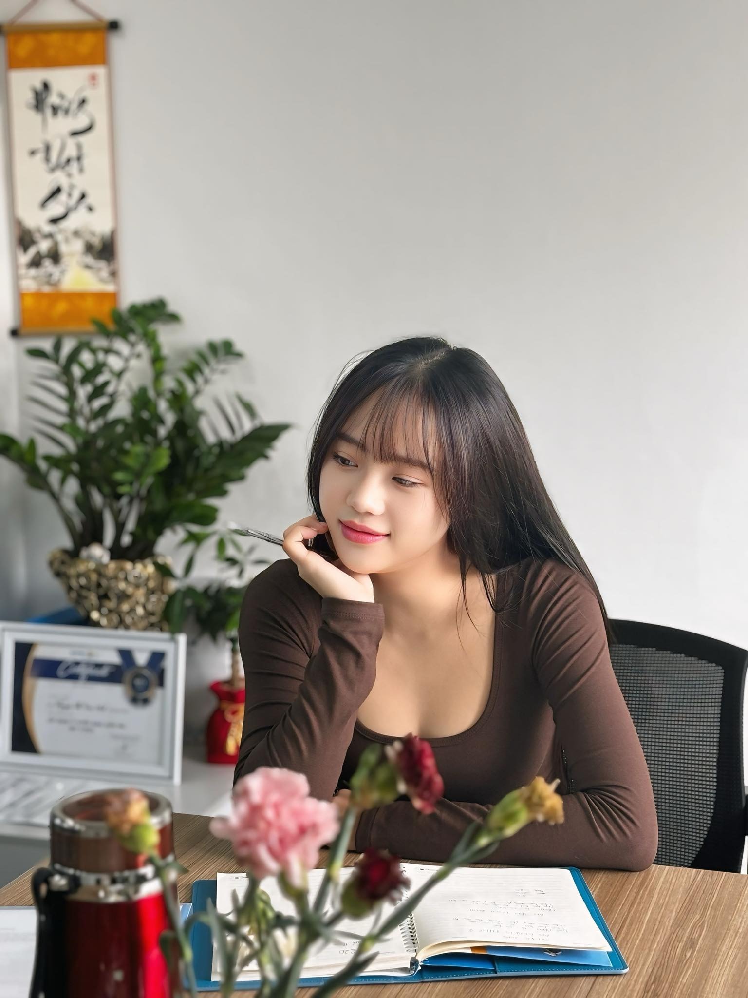 photo-1765266920421 photo-1765266920421