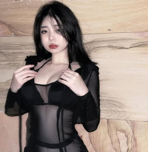 Hot girl mới nổi Thread diện đồ sexy, "flex" ngoại hình siêu nóng bỏng khiến người xem mê mẩn- Ảnh 5.