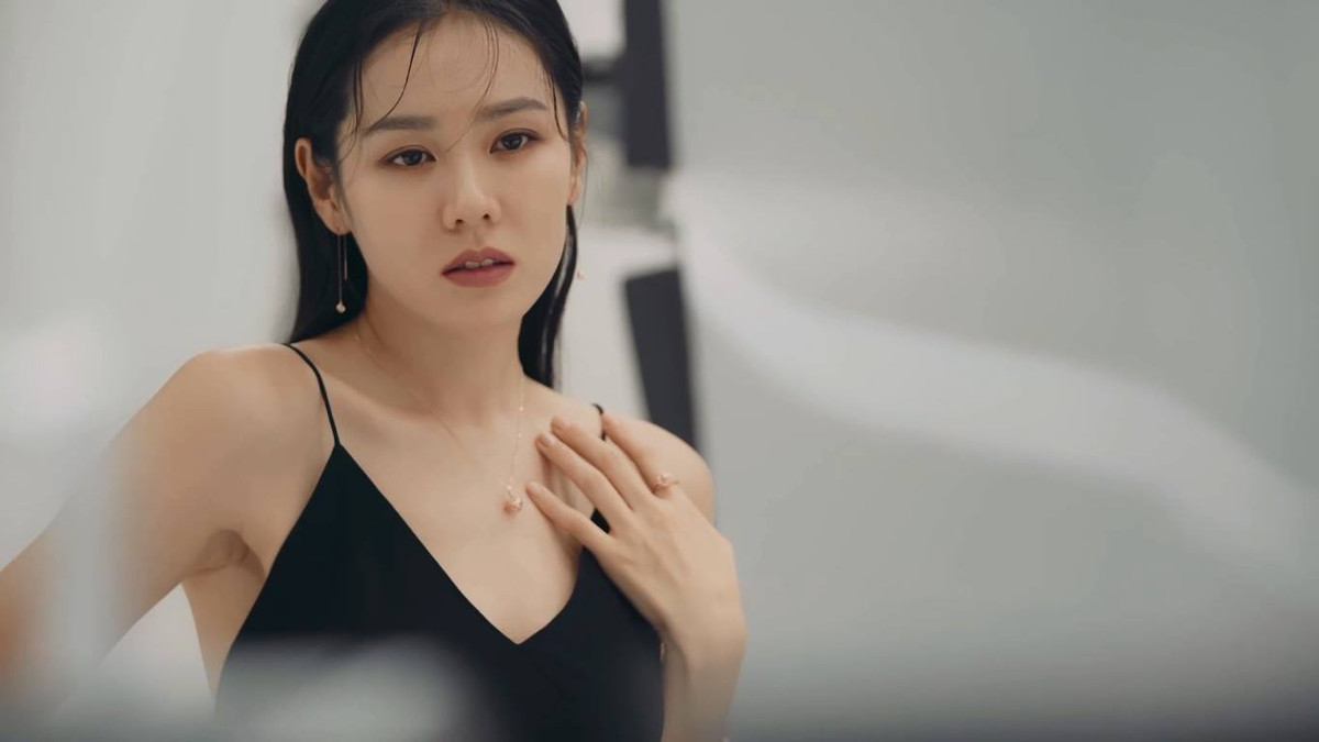 10 nữ hoàng cảnh nóng đẹp nhất Hàn Quốc: Sốc nhất là Son Ye Jin, số 1 sexy không ai sánh bằng- Ảnh 3. 10 nữ hoàng cảnh nóng đẹp nhất Hàn Quốc: Sốc nhất là Son Ye Jin, số 1 sexy không ai sánh bằng- Ảnh 3.