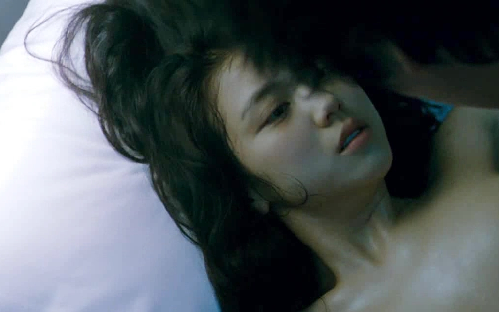 Phim 18+ Hàn Quốc bị chỉ trích nặng nề: Nữ chính 22 tuổi gây sốc toàn châu Á vì cảnh nóng thật- Ảnh 1. Phim 18+ Hàn Quốc bị chỉ trích nặng nề: Nữ chính 22 tuổi gây sốc toàn châu Á vì cảnh nóng thật- Ảnh 1.