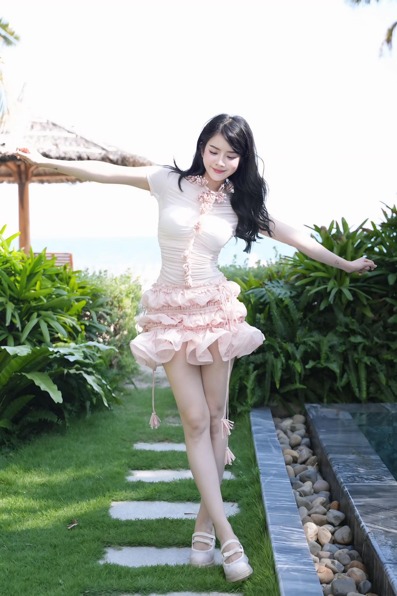 Ngắm DJ Mie diện bikini kín đáo, vẫn cuốn hút gây Ngắm DJ Mie diện bikini kín đáo, vẫn cuốn hút gây