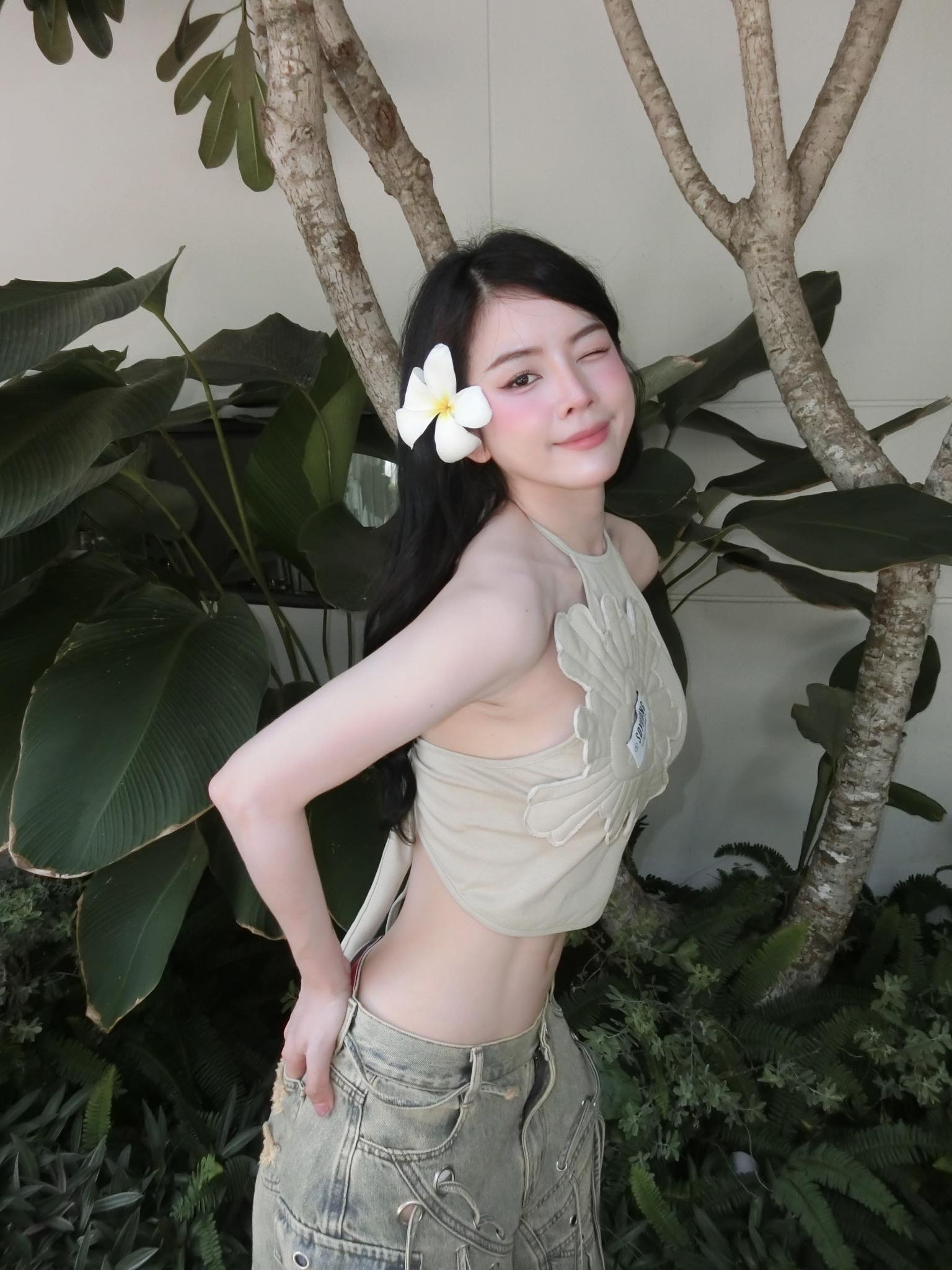Ngắm DJ Mie diện bikini kín đáo, vẫn cuốn hút gây Ngắm DJ Mie diện bikini kín đáo, vẫn cuốn hút gây