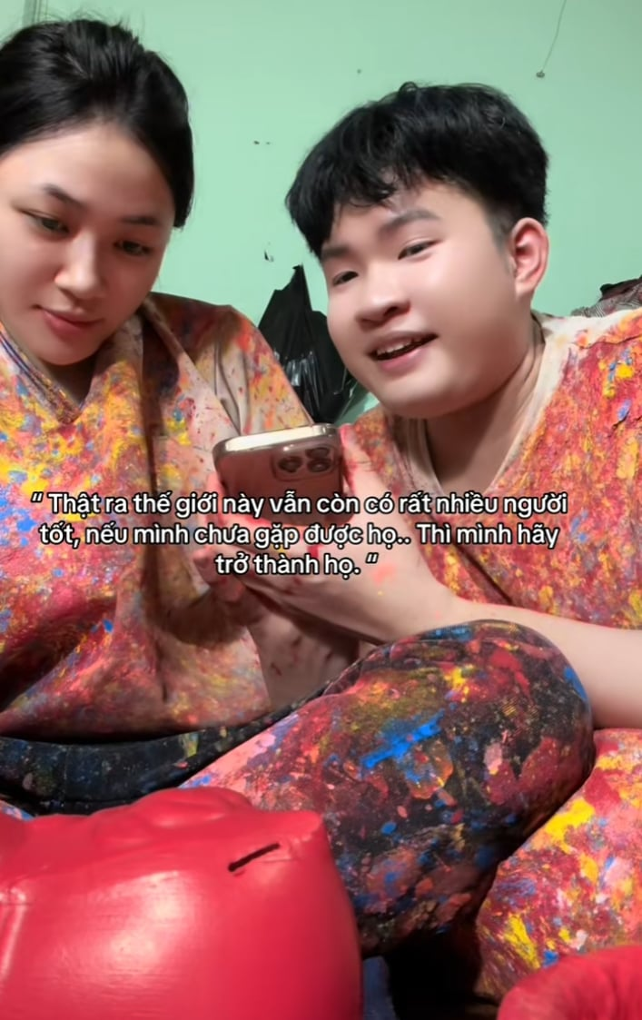 Trần Hà Linh nhắc thẳng chuyện bị nói Trần Hà Linh nhắc thẳng chuyện bị nói