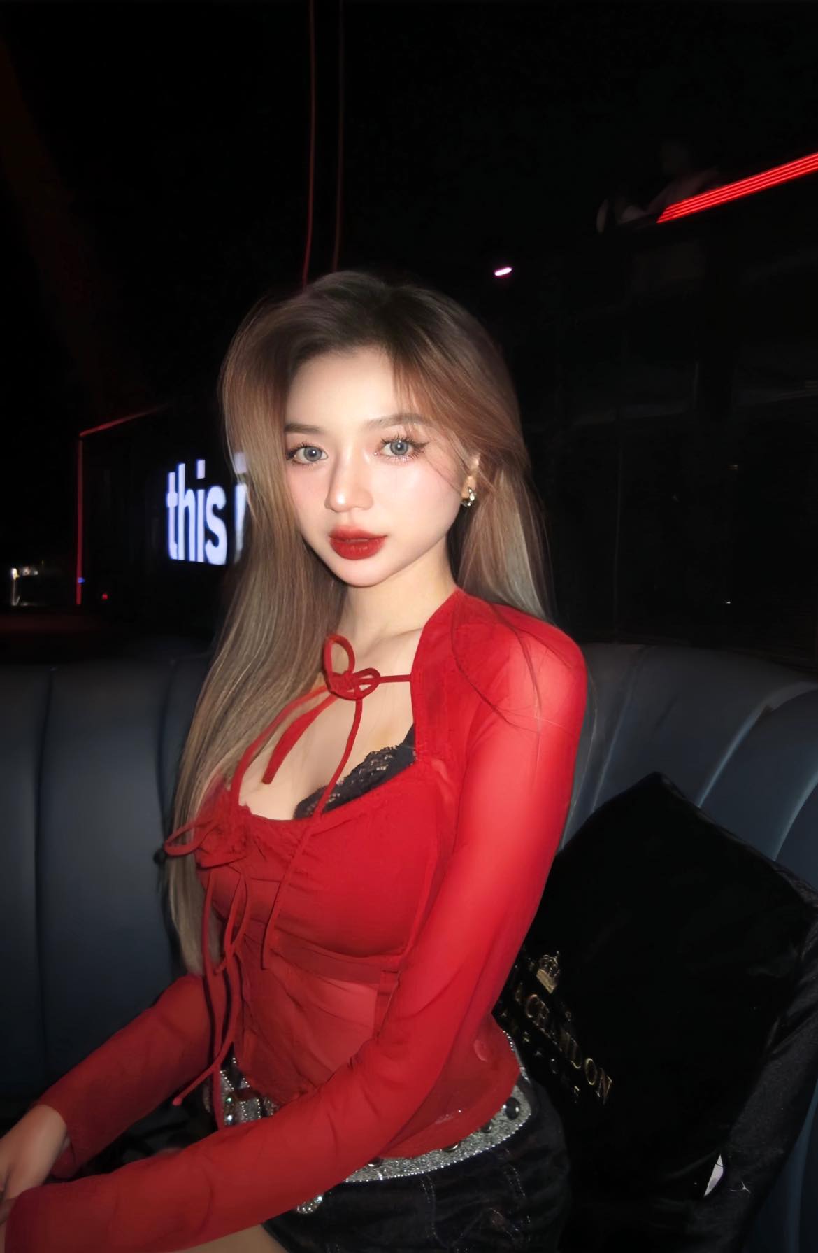 Nữ streamer xinh đẹp chưa thể bình yên sau sóng gió?- Ảnh 1. Nữ streamer xinh đẹp chưa thể bình yên sau sóng gió?- Ảnh 1.