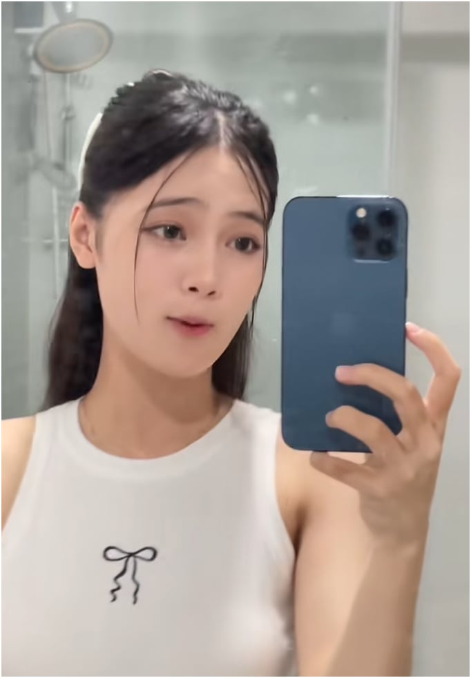 Cháu gái Bà Nhân Vlog Cháu gái Bà Nhân Vlog