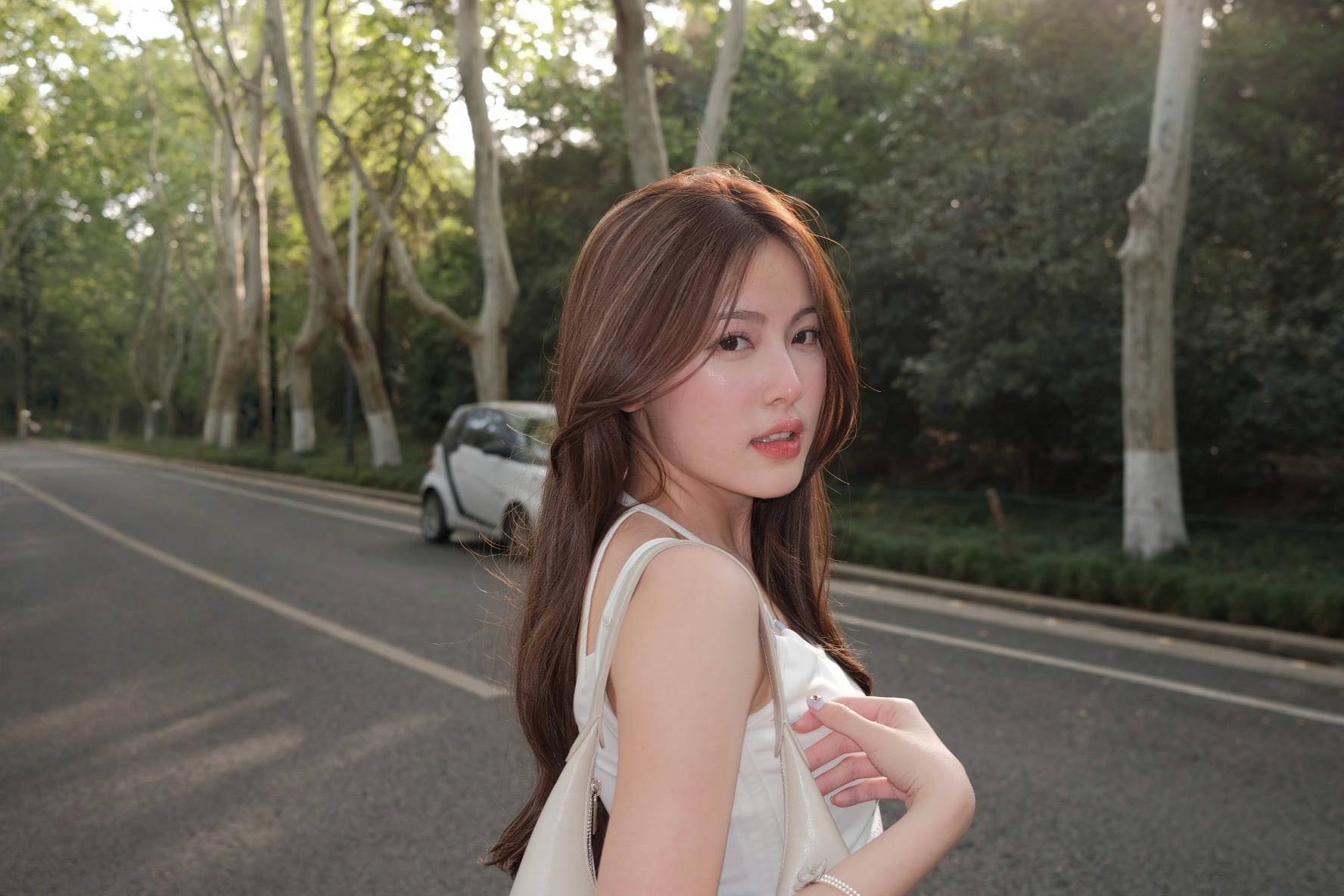 Hot girl Tăng Mỹ Hàn liên tục cập nhật hình ảnh đậm chất nàng thơ, fan nam ngây ngất sau ồn ào đời tư- Ảnh 2. Hot girl Tăng Mỹ Hàn liên tục cập nhật hình ảnh đậm chất nàng thơ, fan nam ngây ngất sau ồn ào đời tư- Ảnh 2.