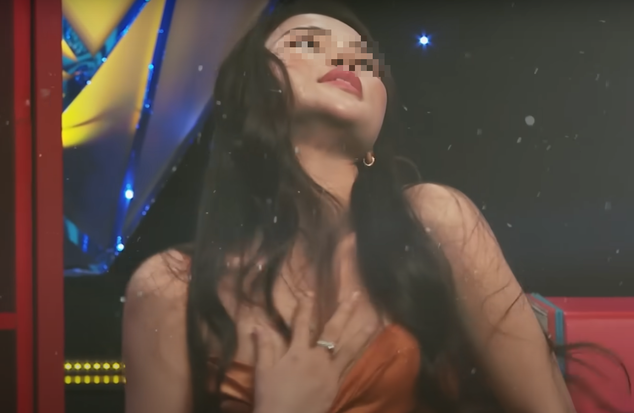 Xuất hiện trong gameshow hẹn hò, nữ streamer kiếm trăm triệu mỗi tháng thu hút sự chú ý- Ảnh 3. Xuất hiện trong gameshow hẹn hò, nữ streamer kiếm trăm triệu mỗi tháng thu hút sự chú ý- Ảnh 3.