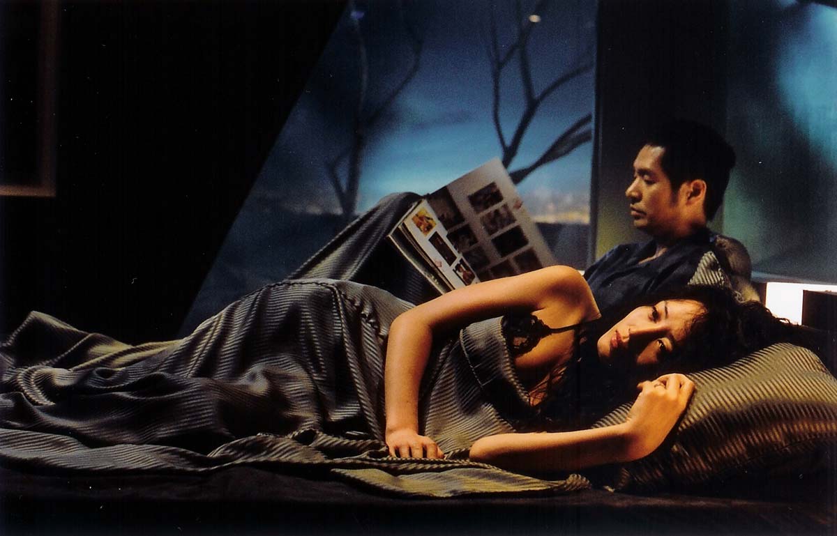 Hypnotized (2004) is a milestone in the career of 'Queen of 18+' Kim Hye Soo Hypnotized (2004) is a milestone in the career of 'Queen of 18+' Kim Hye Soo