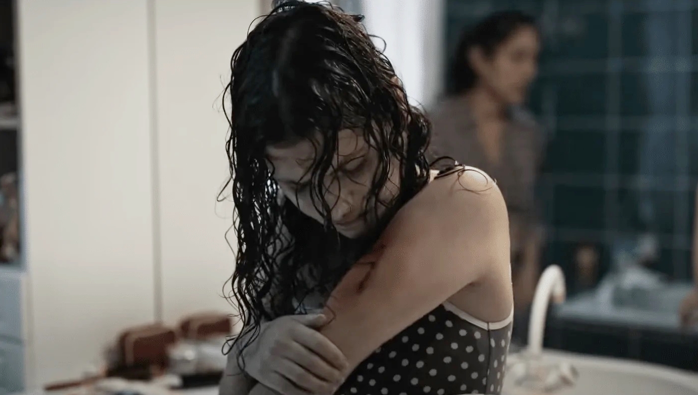 18+ film featuring the struggles of young Alpha in a dystopian world. Cannes 2025's most shocking 18+ film: Audiences were left breathless, with a person exiting from a precarious situation.