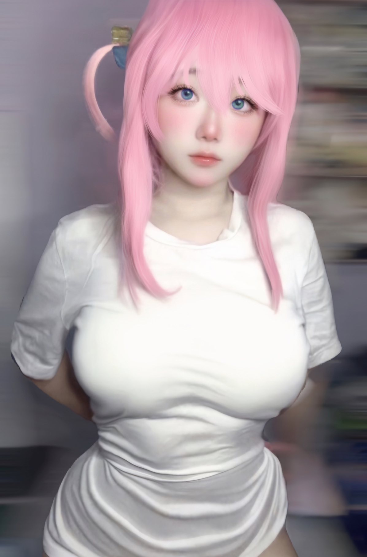 Bị phàn nàn ảnh toàn can thiệp photoshop, nữ cosplayer gợi cảm đối chất- Ảnh 1. Bị phàn nàn ảnh toàn can thiệp photoshop, nữ cosplayer gợi cảm đối chất- Ảnh 1.