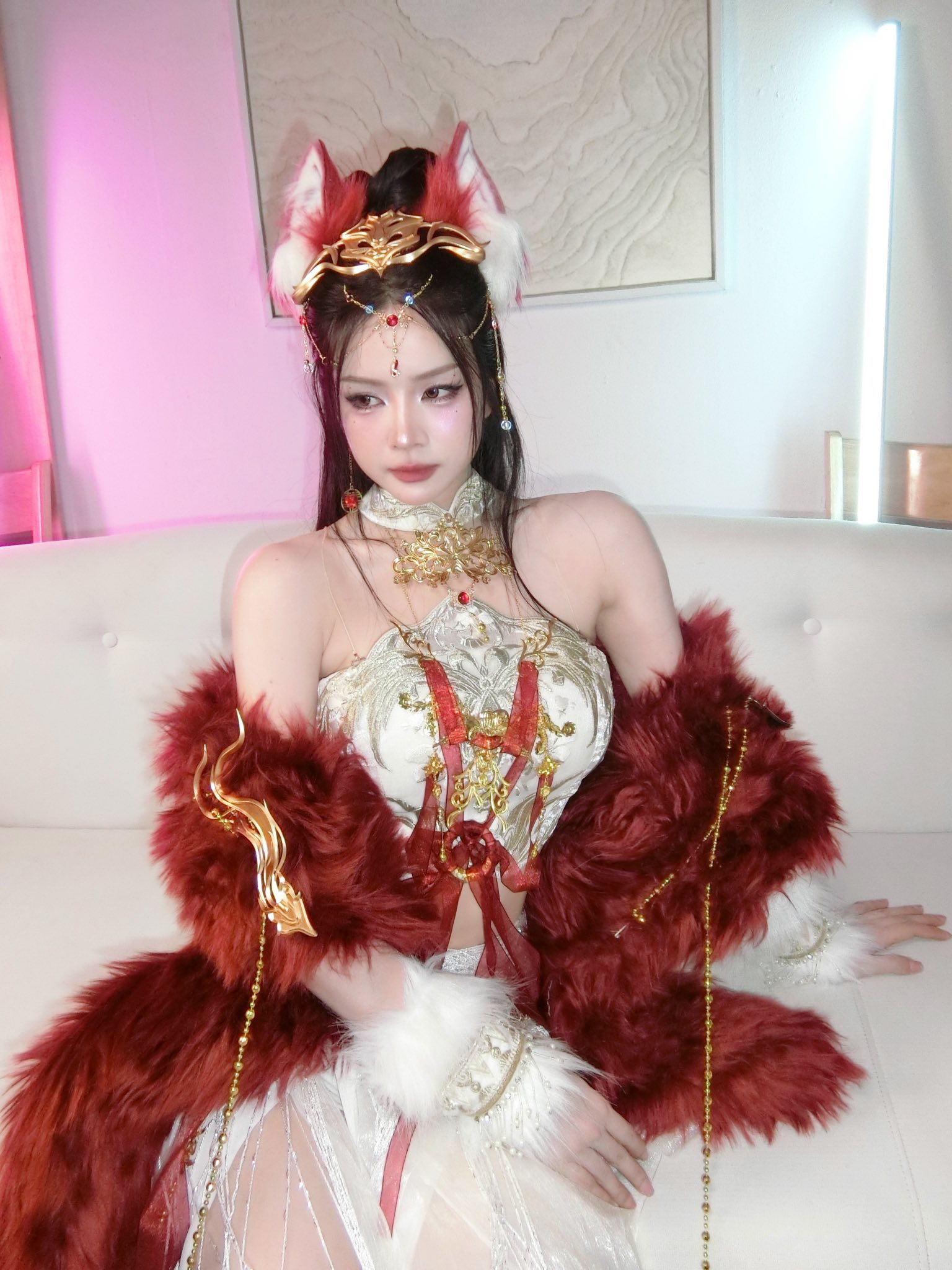 Thánh nữ DJ top 1 Việt Nam trổ tài cosplay yêu hồ, hóa tiên tỷ khiến fan ngẩn ngơ- Ảnh 1. Thánh nữ DJ top 1 Việt Nam trổ tài cosplay yêu hồ, hóa tiên tỷ khiến fan ngẩn ngơ- Ảnh 1.