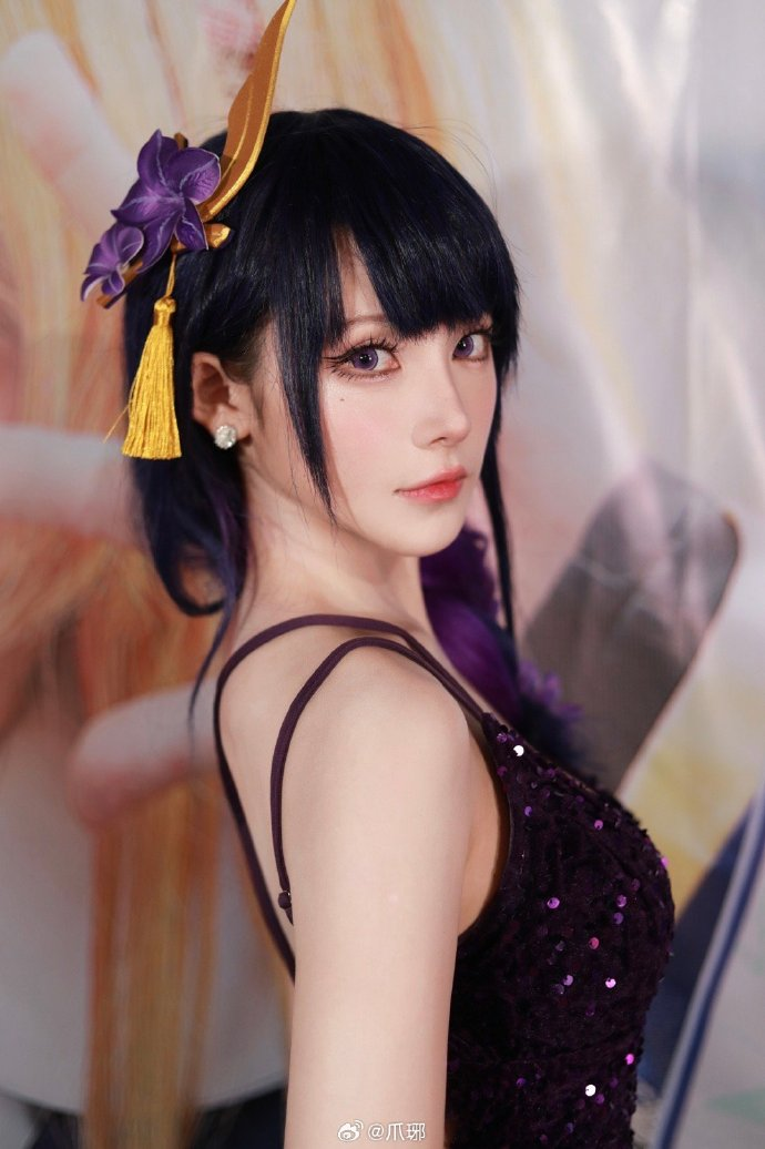 Nàng thơ cosplay xinh như mộng, thần thái lay động Nàng thơ cosplay xinh như mộng, thần thái lay động