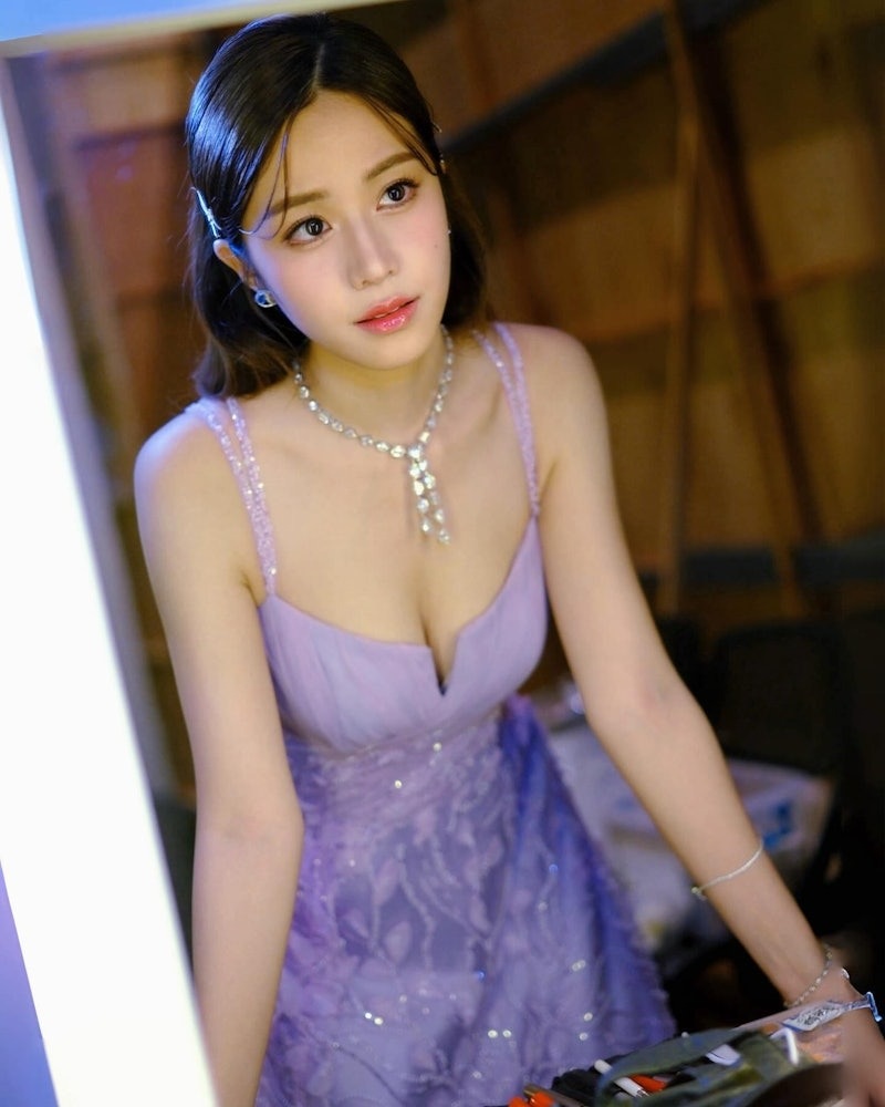 Cặp đôi đóng cha con trên phim nhưng yêu nhau ngoài đời, nhà gái đẹp nức nở kém nhà trai 38 tuổi- Ảnh 6. Cặp đôi đóng cha con trên phim nhưng yêu nhau ngoài đời, nhà gái đẹp nức nở kém nhà trai 38 tuổi- Ảnh 6.
