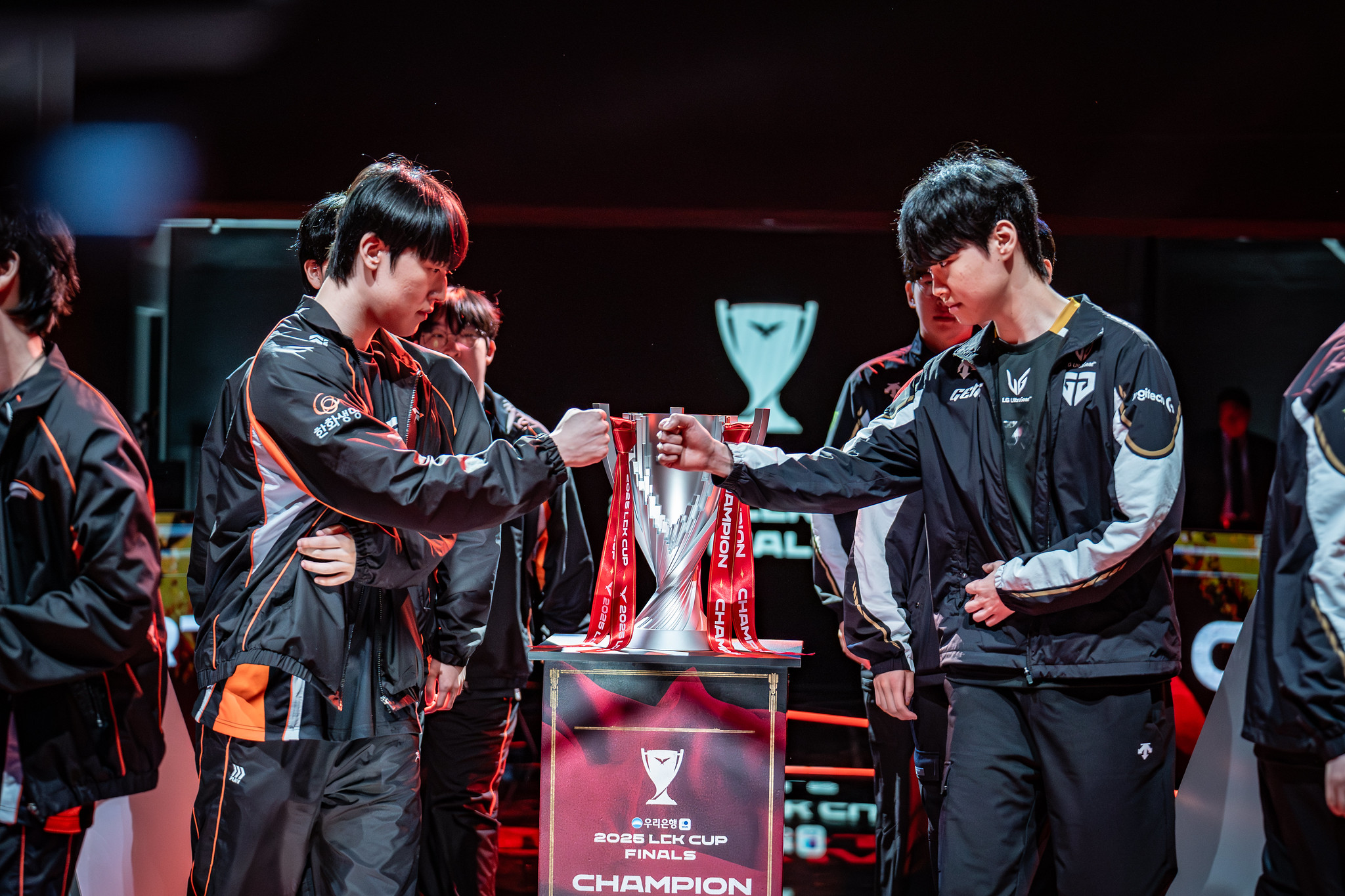 Trận thư hùng rất đáng mong chờ giữa HLE - Gen.G Trận thư hùng rất đáng mong chờ giữa HLE - Gen.G