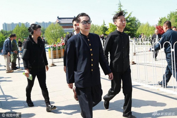 Luc Tieu Linh at Yang Kiet's funeral. Luc Tieu Linh at Yang Kiet's funeral.