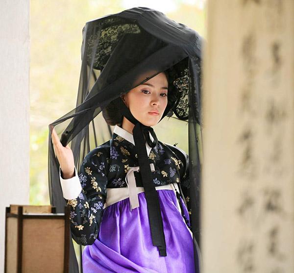 Sốc visual kỹ nữ đẹp nhất Hàn Quốc do AI phục dựng, bảo sao Song Hye Kyo được khen Sốc visual kỹ nữ đẹp nhất Hàn Quốc do AI phục dựng, bảo sao Song Hye Kyo được khen