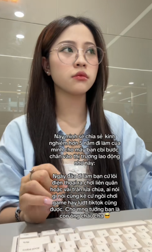 Nữ game thủ xinh đẹp, tuyên bố lương 300 triệu, gây chú ý với tâm sự bí mật chốn công sở- Ảnh 7. Nữ game thủ xinh đẹp, tuyên bố lương 300 triệu, gây chú ý với tâm sự bí mật chốn công sở- Ảnh 7.