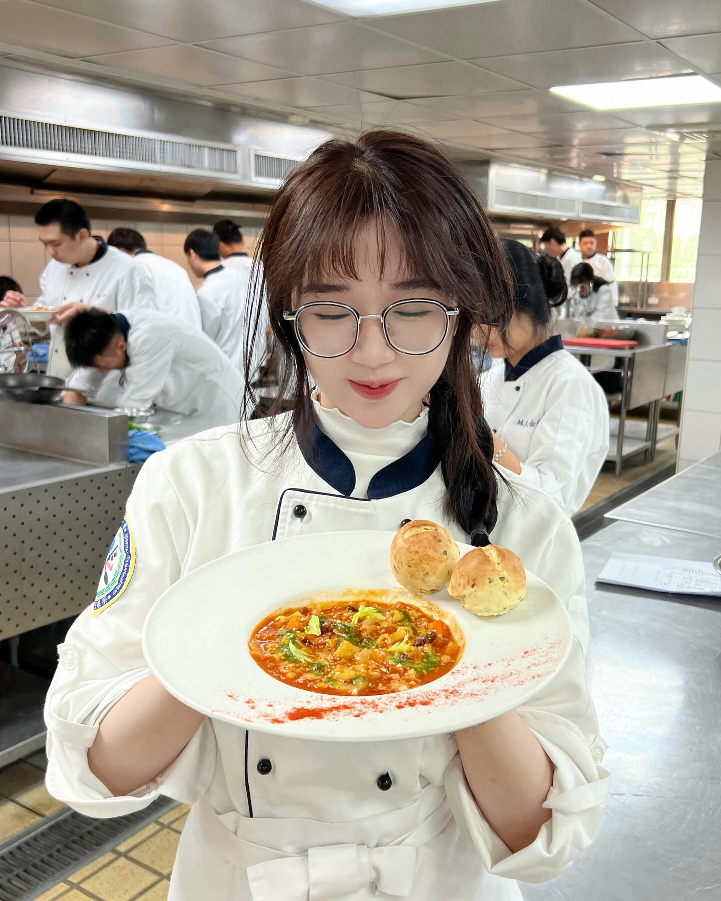 Xuất hiện đối thủ của Xuất hiện đối thủ của