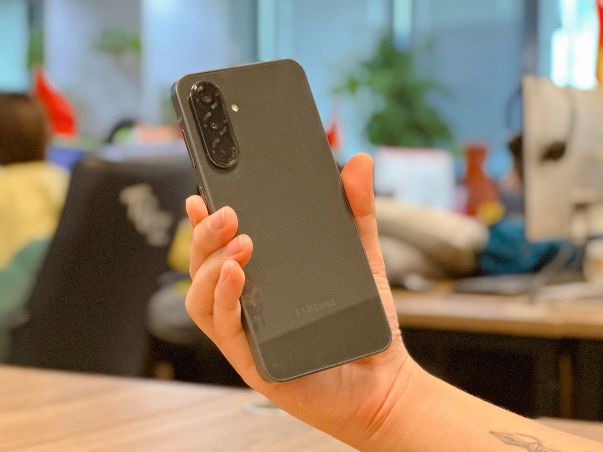 Bỏ túi ngay Galaxy A36 5G - tân binh siêu phẩm nhà Samsung để “chiến game” trong mùa hè này- Ảnh 5. Bỏ túi ngay Galaxy A36 5G - tân binh siêu phẩm nhà Samsung để “chiến game” trong mùa hè này- Ảnh 5.