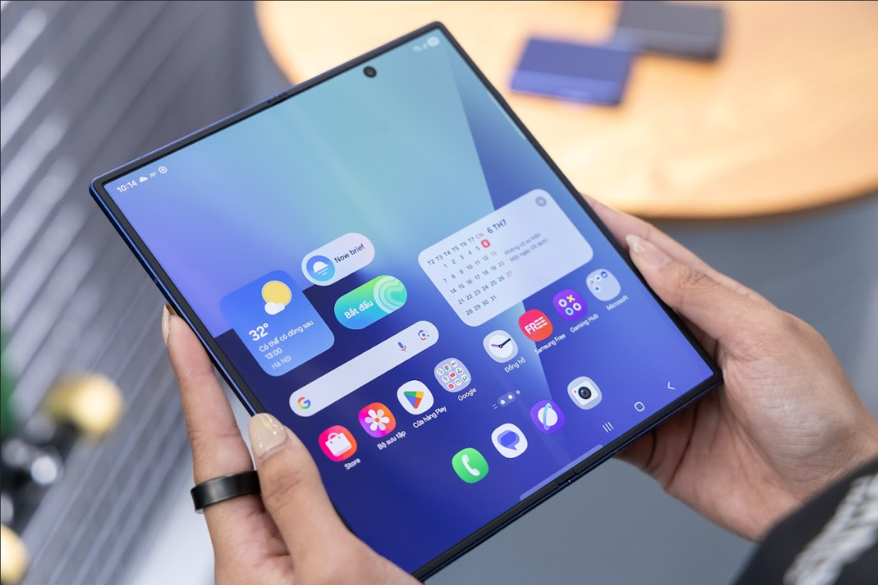 Samsung Galaxy Z Fold7 Mỏng nhẹ đột phá – Thông minh dẫn đầu- Ảnh 1. Samsung Galaxy Z Fold7 Mỏng nhẹ đột phá – Thông minh dẫn đầu- Ảnh 1.