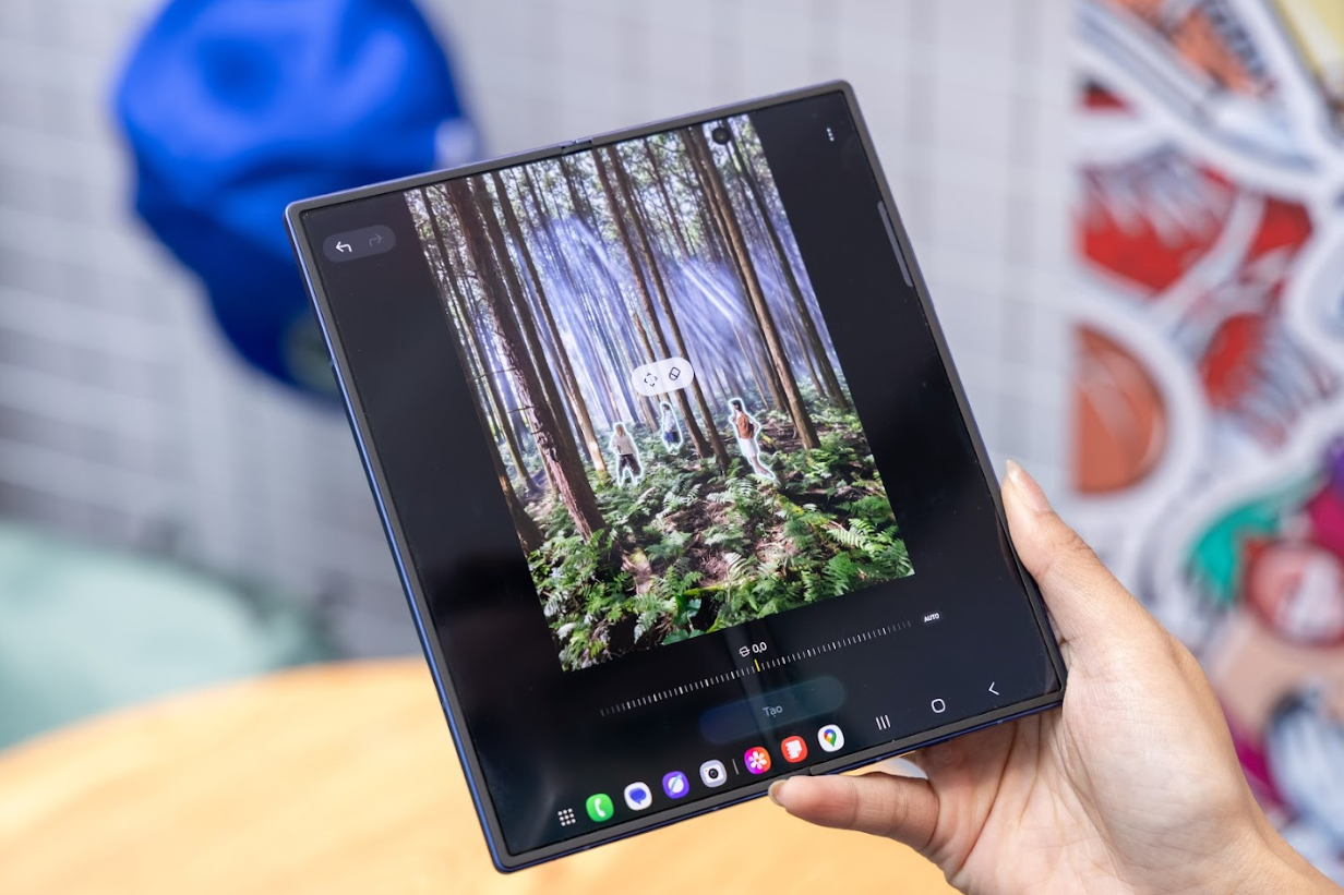 Samsung Galaxy Z Fold7 Mỏng nhẹ đột phá – Thông minh dẫn đầu- Ảnh 3. Samsung Galaxy Z Fold7 Mỏng nhẹ đột phá – Thông minh dẫn đầu- Ảnh 3.