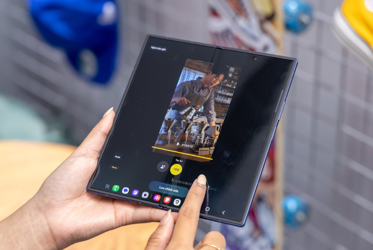 Samsung Galaxy Z Fold7 Mỏng nhẹ đột phá – Thông minh dẫn đầu- Ảnh 8. Samsung Galaxy Z Fold7 Mỏng nhẹ đột phá – Thông minh dẫn đầu- Ảnh 8.