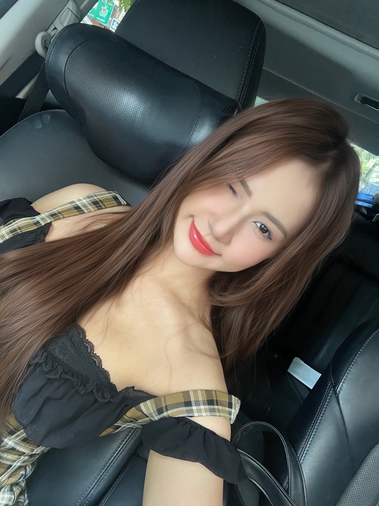 Hot girl Liên Quân nổi tiếng với bộ ảnh cập nhật giao diện trước thềm tuổi mới- Ảnh 8.