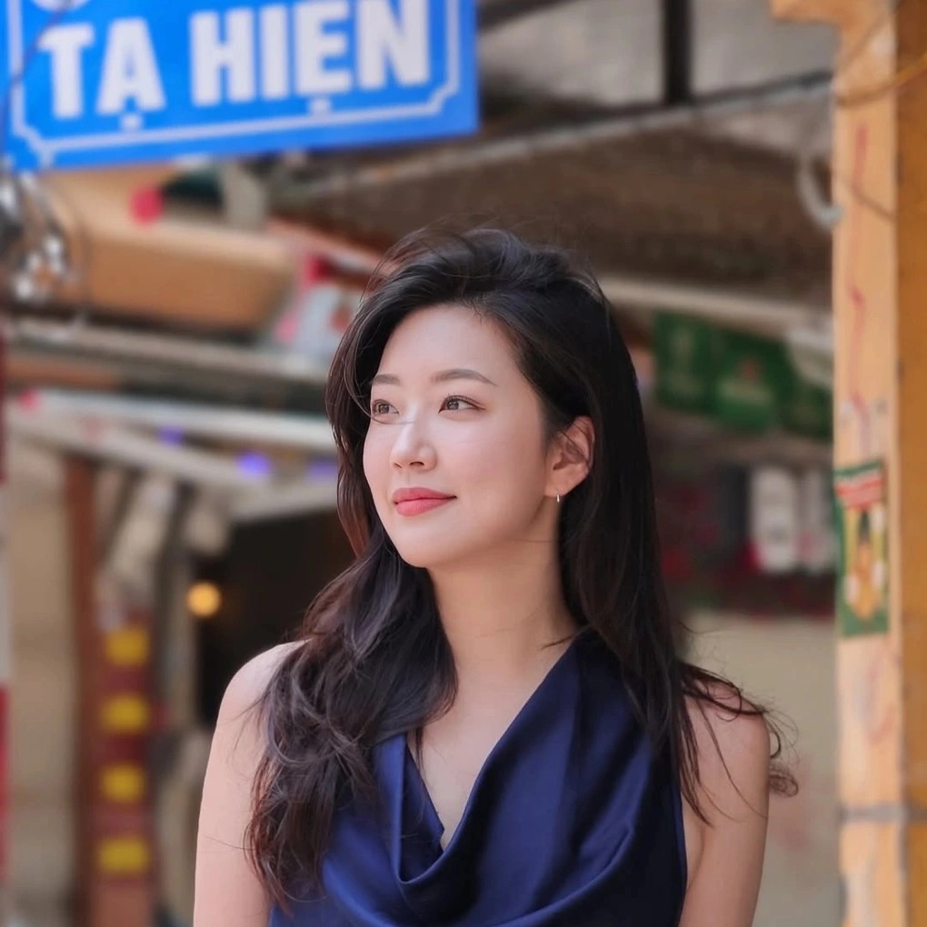 Gái xinh bị hiểu nhầm là nữ chính vụ Gái xinh bị hiểu nhầm là nữ chính vụ